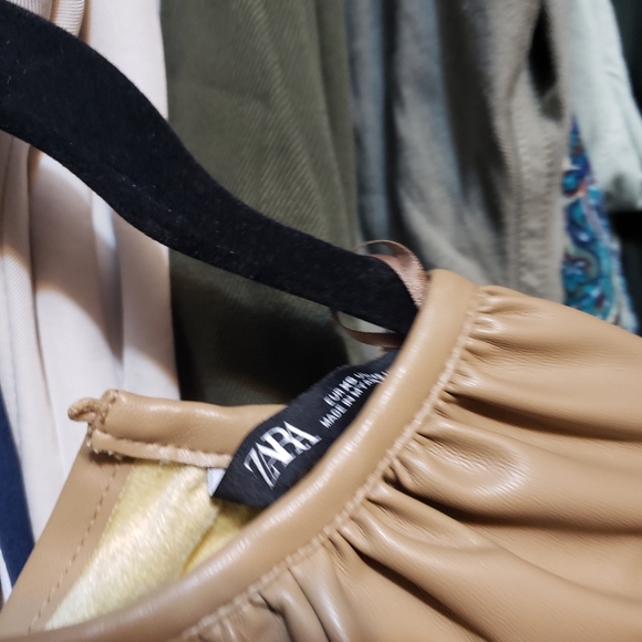 ZARA LEATHER TOP - Picture 3 of 4